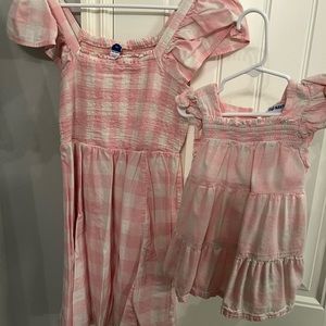 Old Navy mom & daughter matching dresses
